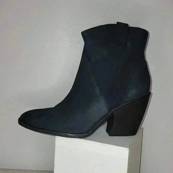 Lucky Brand Loxona booties/ankle boot - Picture 9 of 10